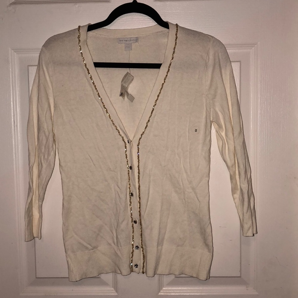 🏷 NEW YORK & Co. Sweater